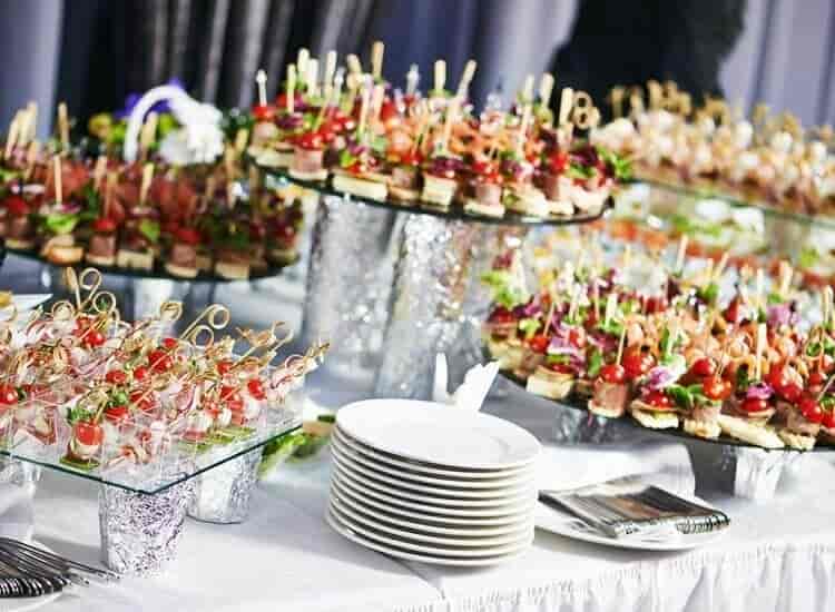 default caterers 17