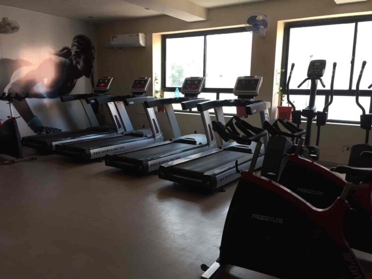 ur fitness club bani park jaipur fitness centres 5vneti6wdl 2 768x576